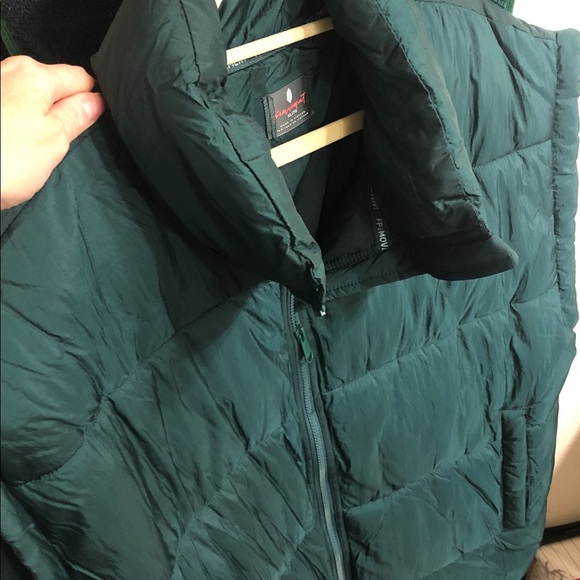 FREE PEOPLE MOVEMENT PUFFER VEST🌲🦌❄️ - Picture 3 of 6